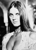 photo Caroline Munro